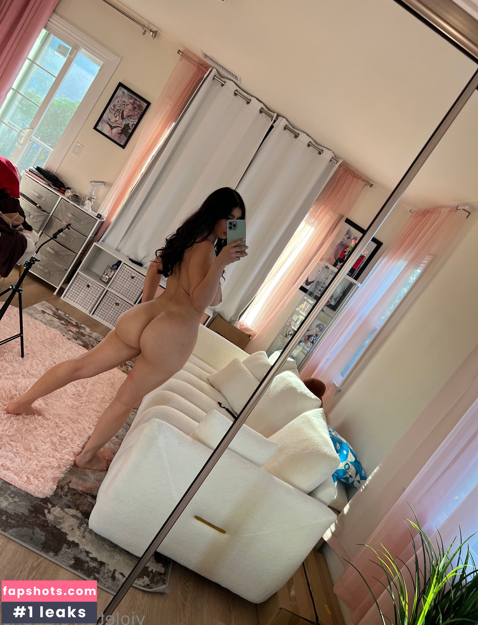 Violet Myers gallery photo #2027