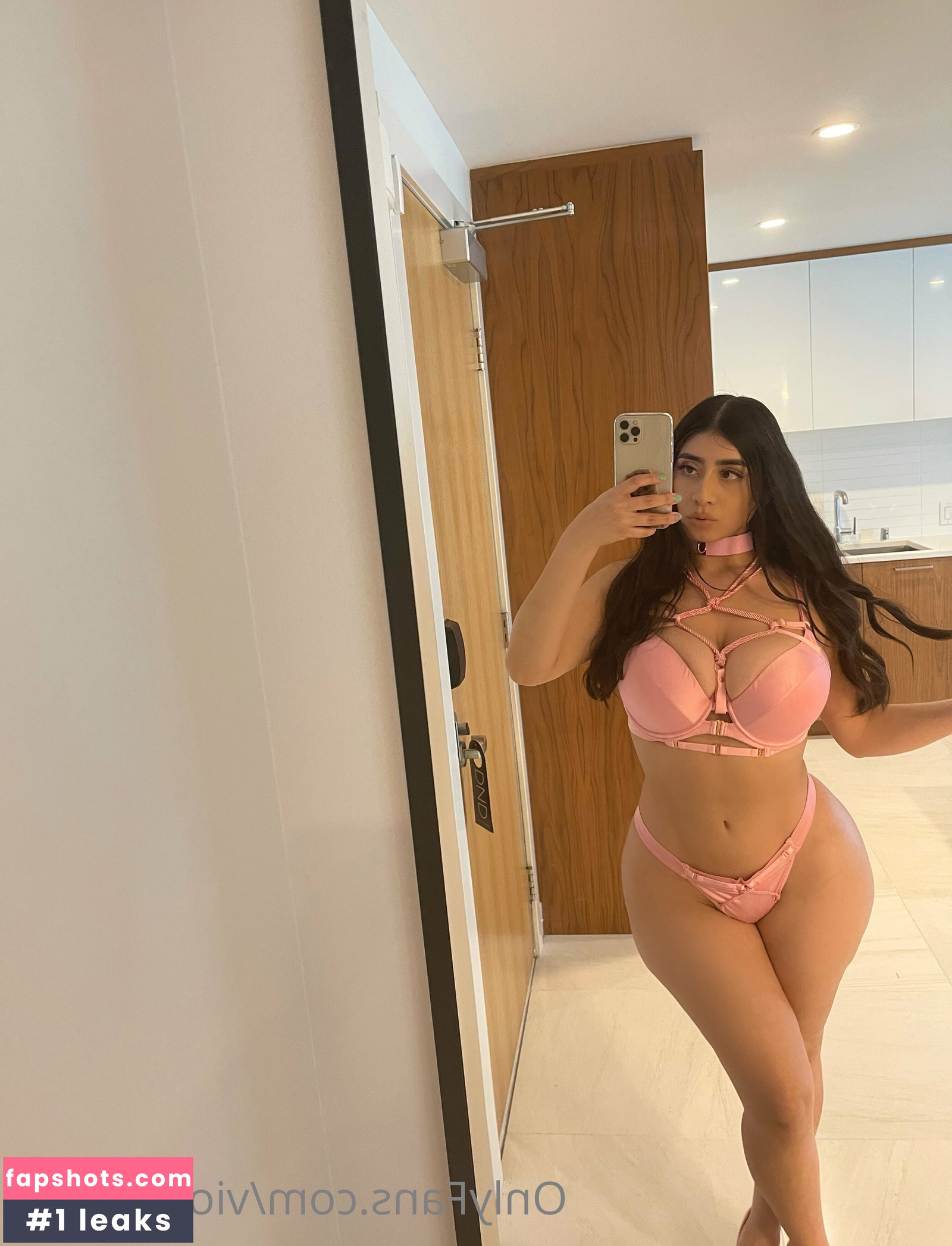 Violet Myers gallery photo #2023