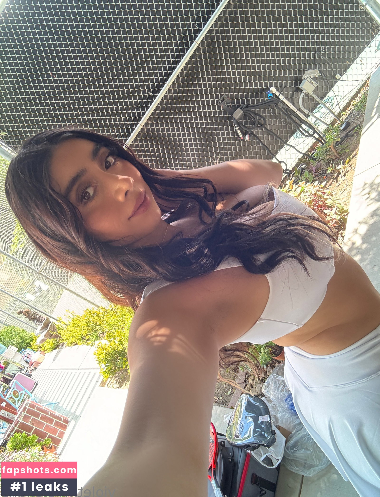 Violet Myers gallery photo #977