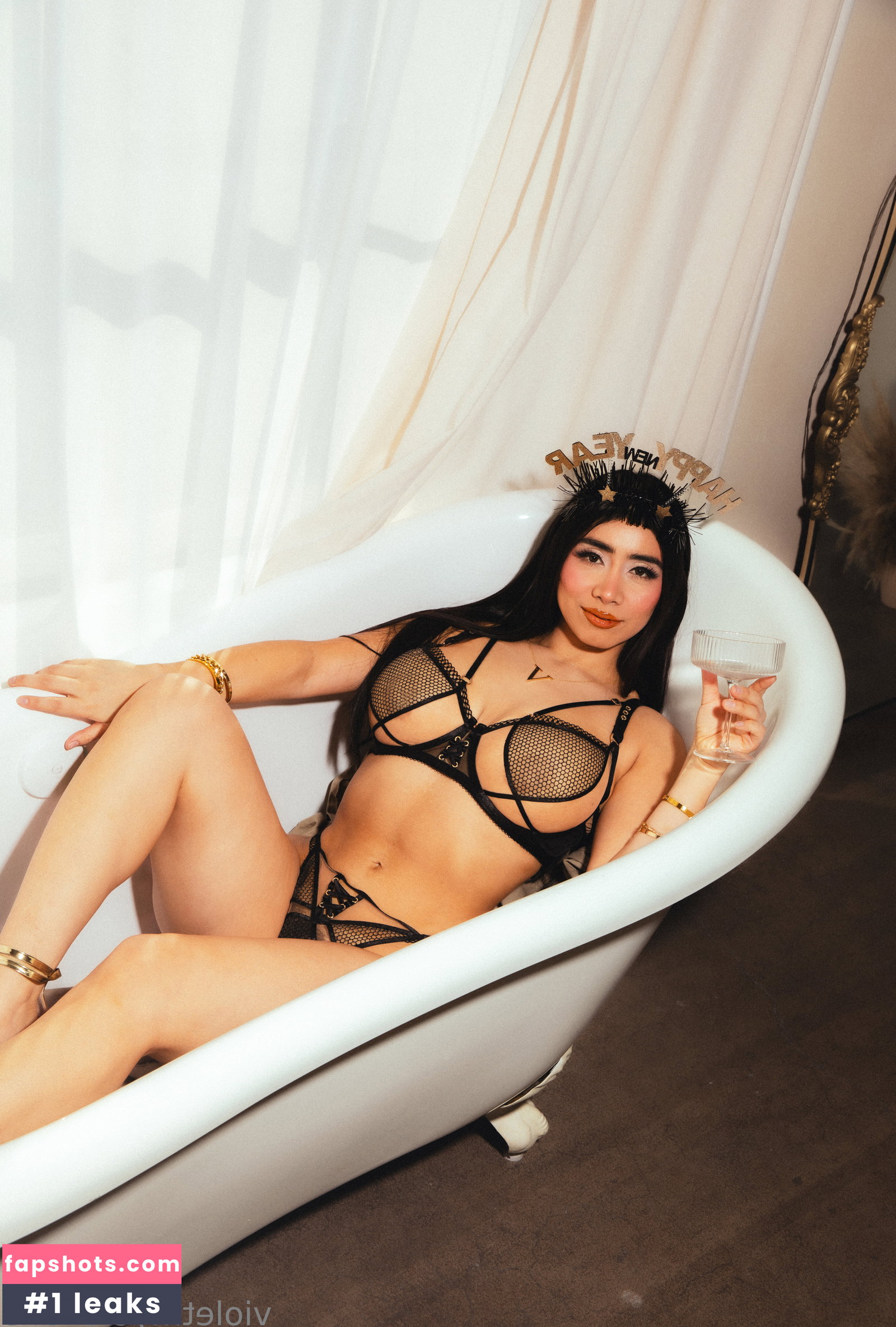 Violet Myers gallery photo #2148