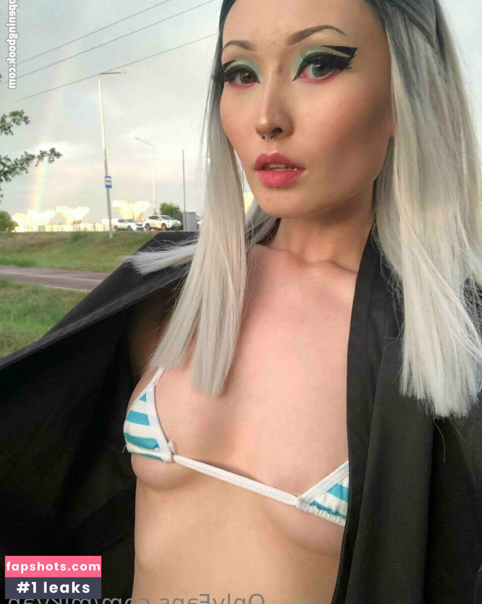 violet_williams gallery photo #6