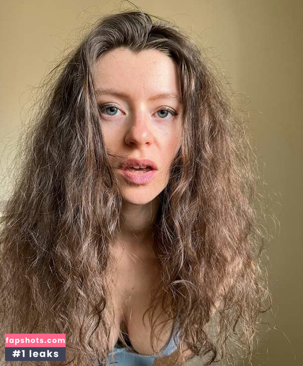 VioletFoxy gallery photo #11