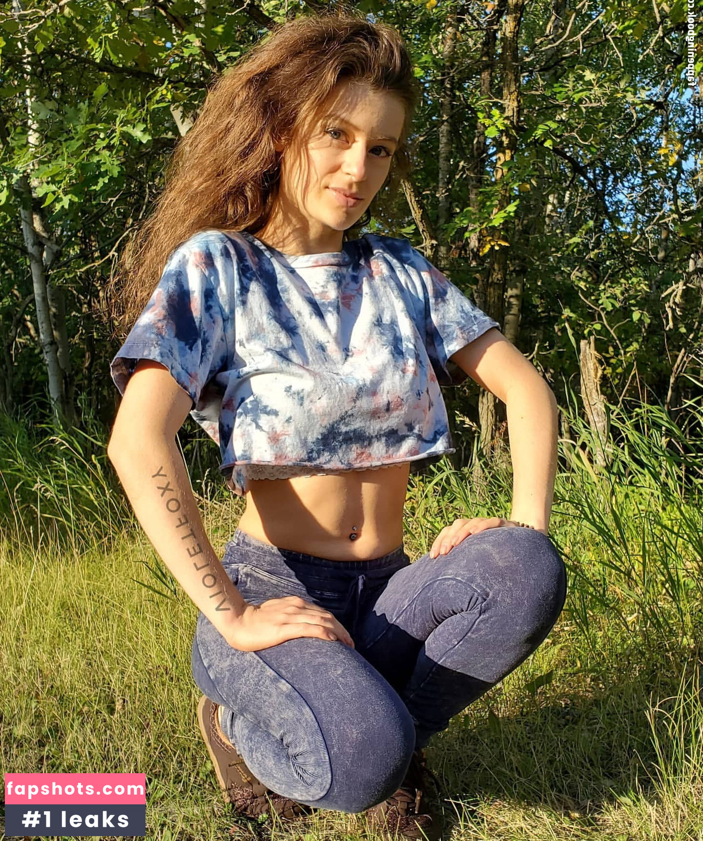 VioletFoxy gallery photo #55