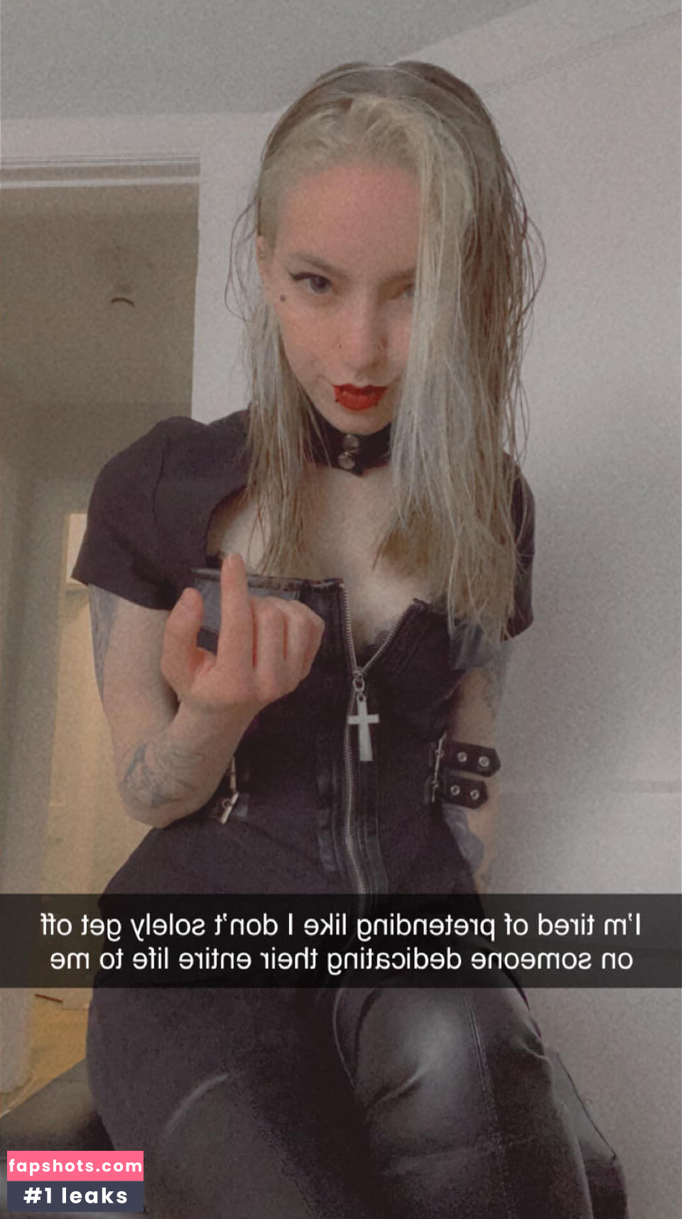 violets_cabaret nude babe gallery