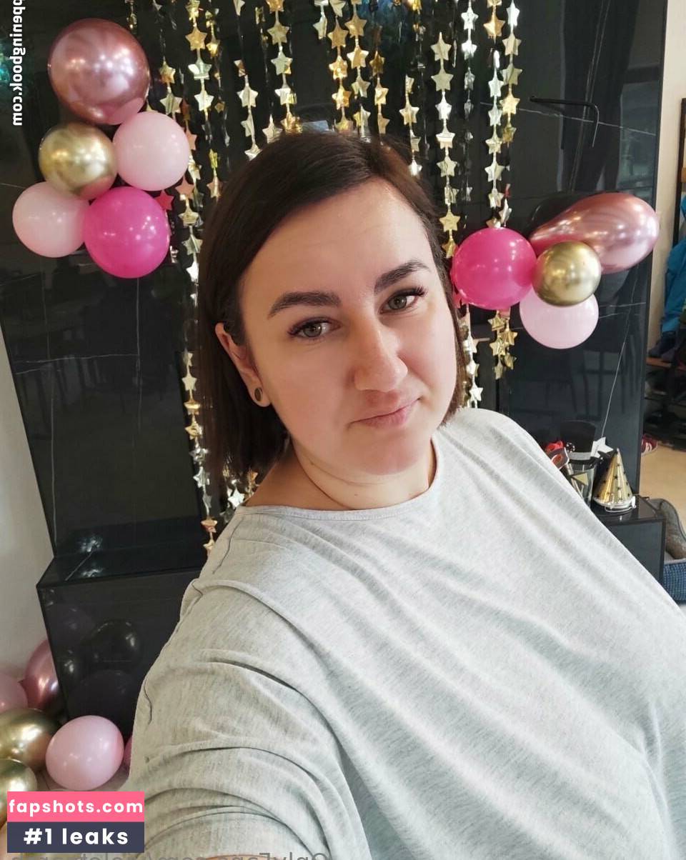 violetsarah gallery photo #26