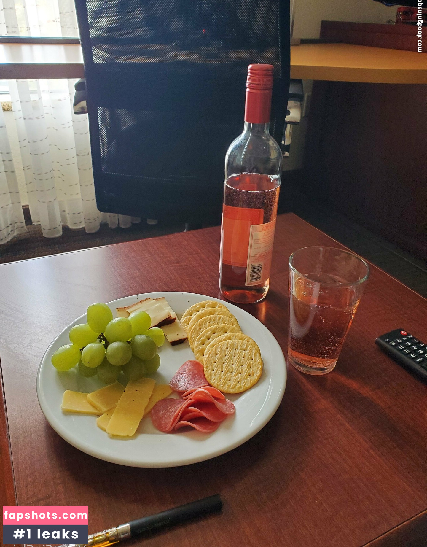 violetsinclaire gallery photo #21