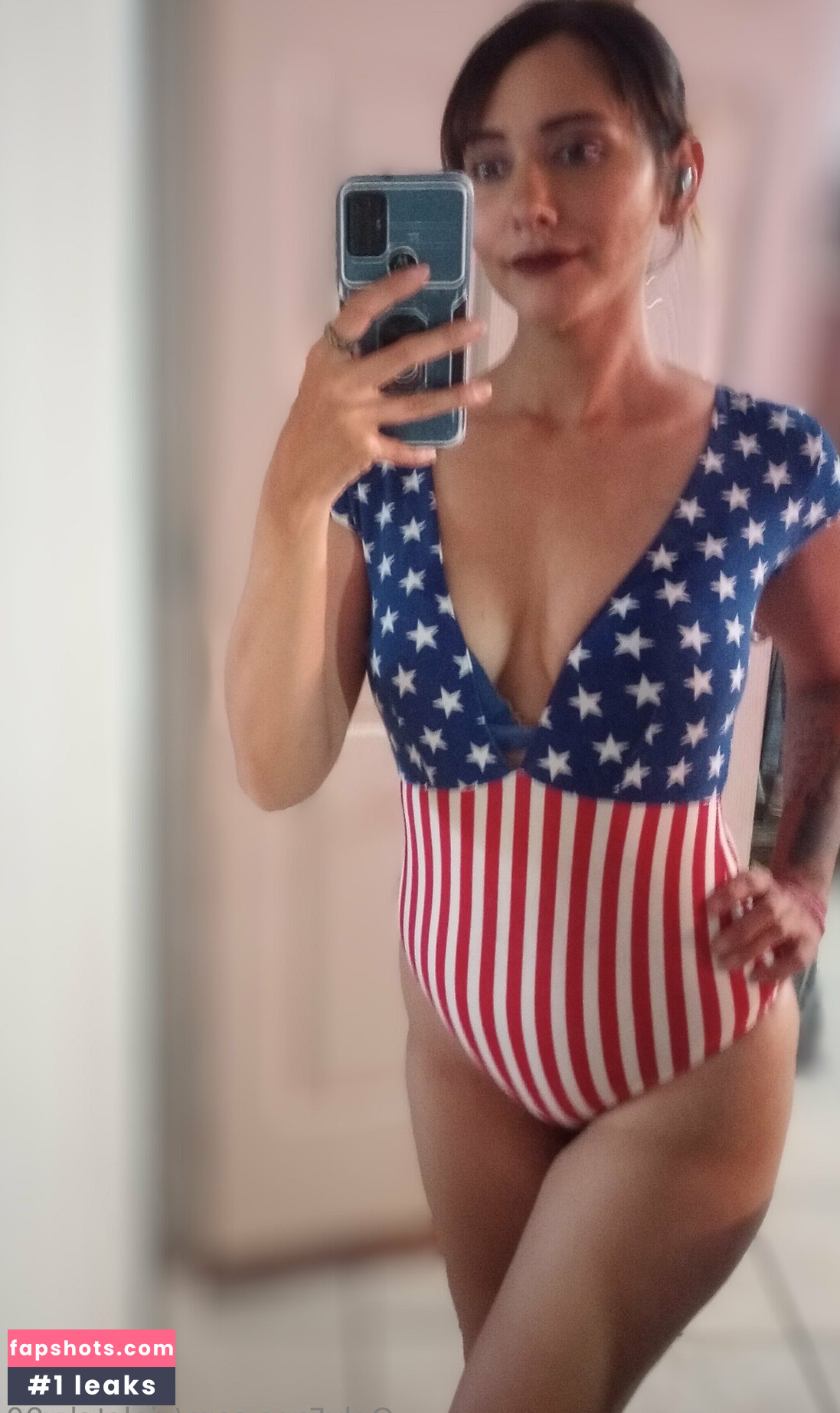 violetsky90 gallery photo #7