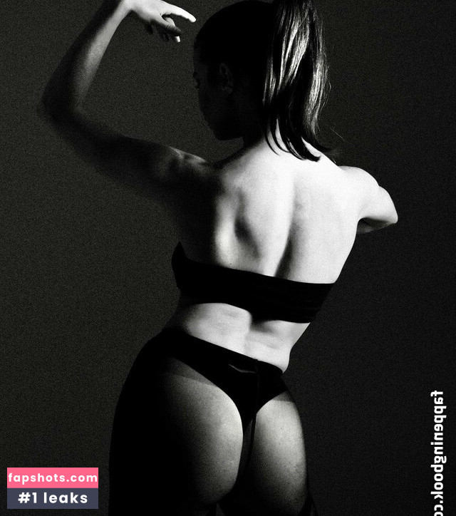 Violetta Komyshan gallery photo #25