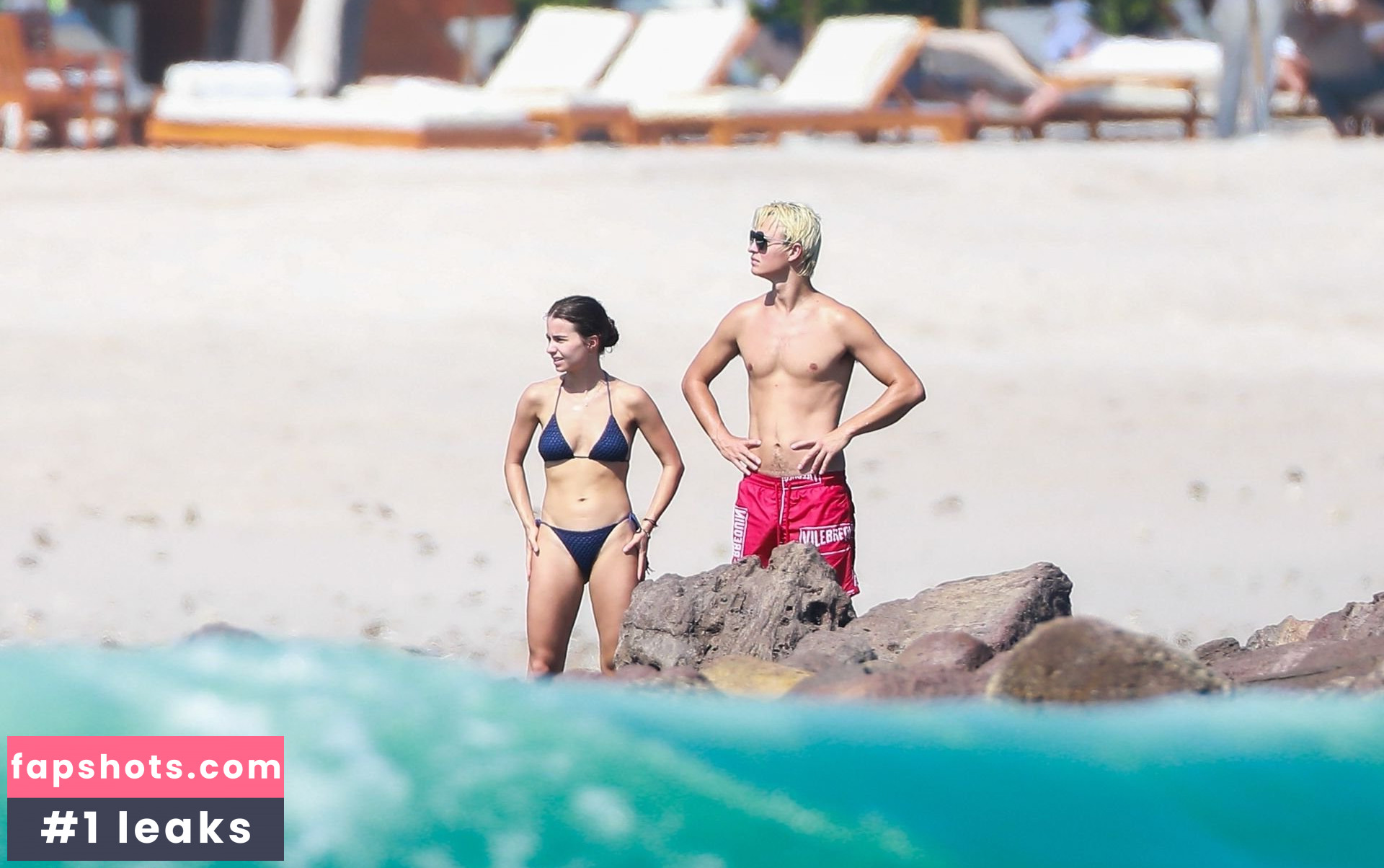 Violetta Komyshan gallery photo #72