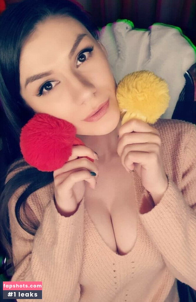 Violetta PurPur gallery photo #5