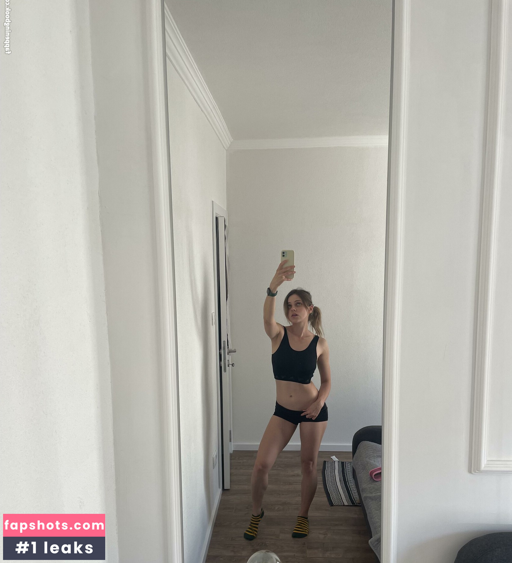 violetvelutto Filtración Desnuda OnlyFans Foto #31 - Fapshots