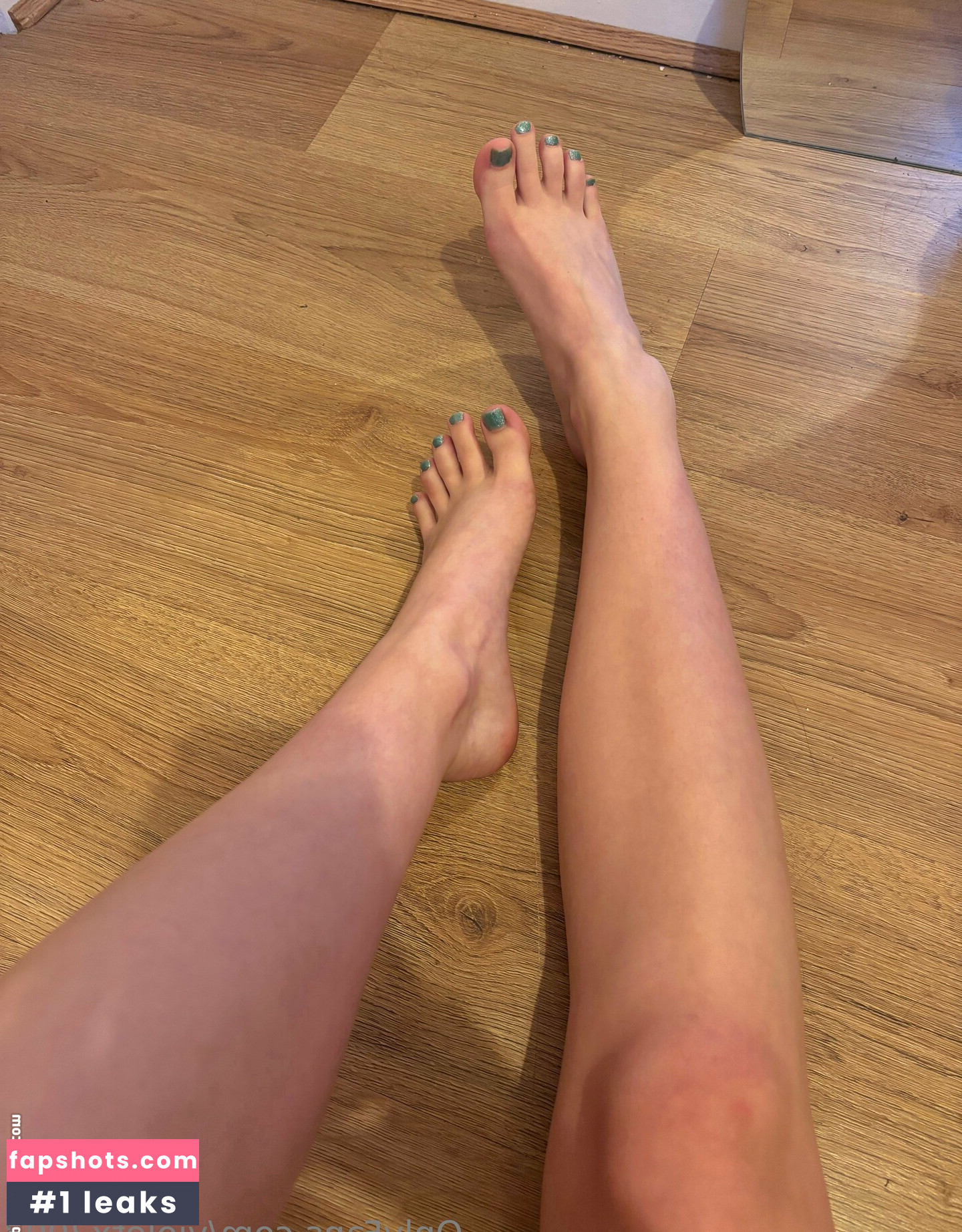 violetx2003 gallery photo #2