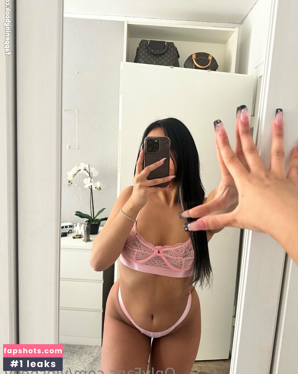 Vipshelly gallery photo #2