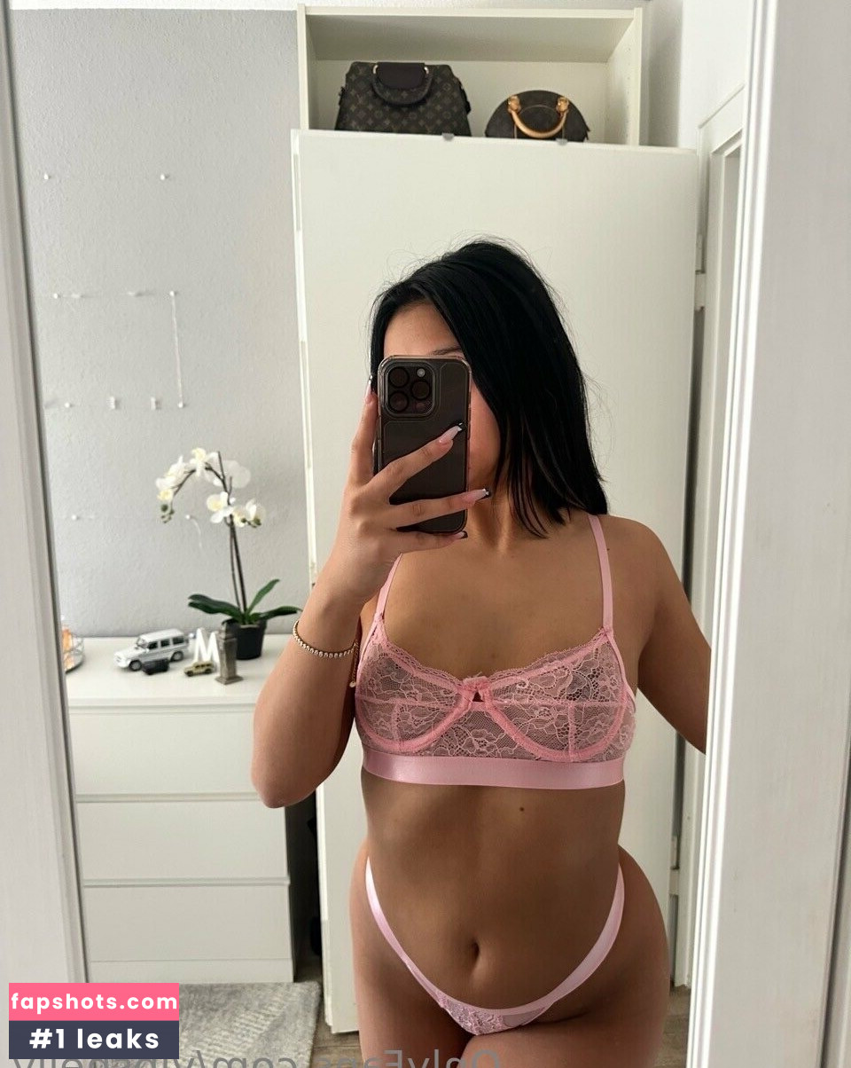 Vipshelly gallery photo #8