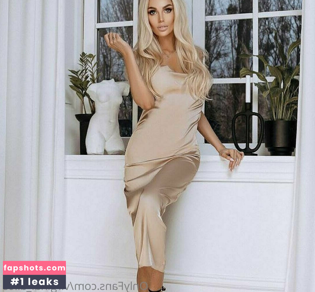 virginal_alice gallery photo #3