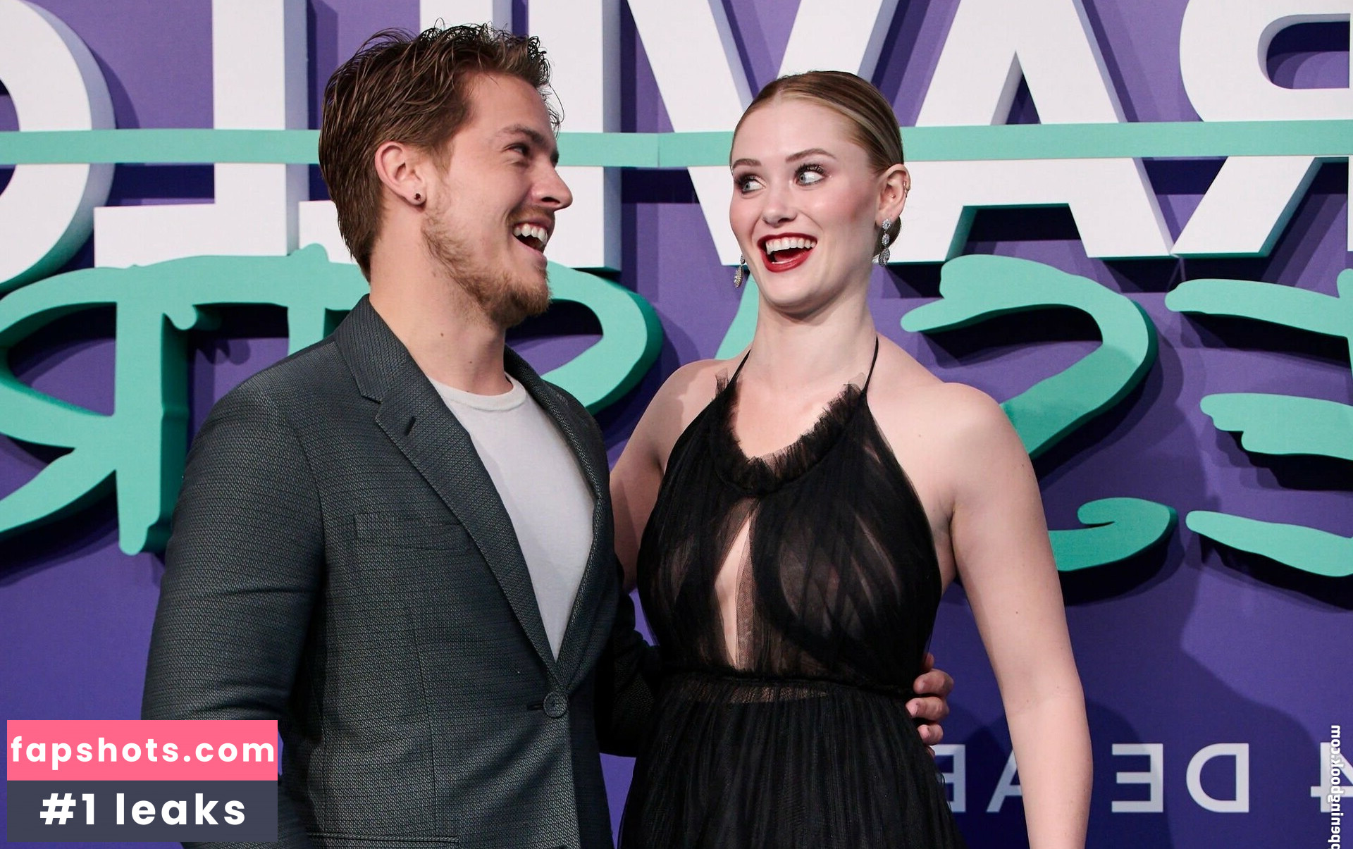 Virginia Gardner gallery photo #64