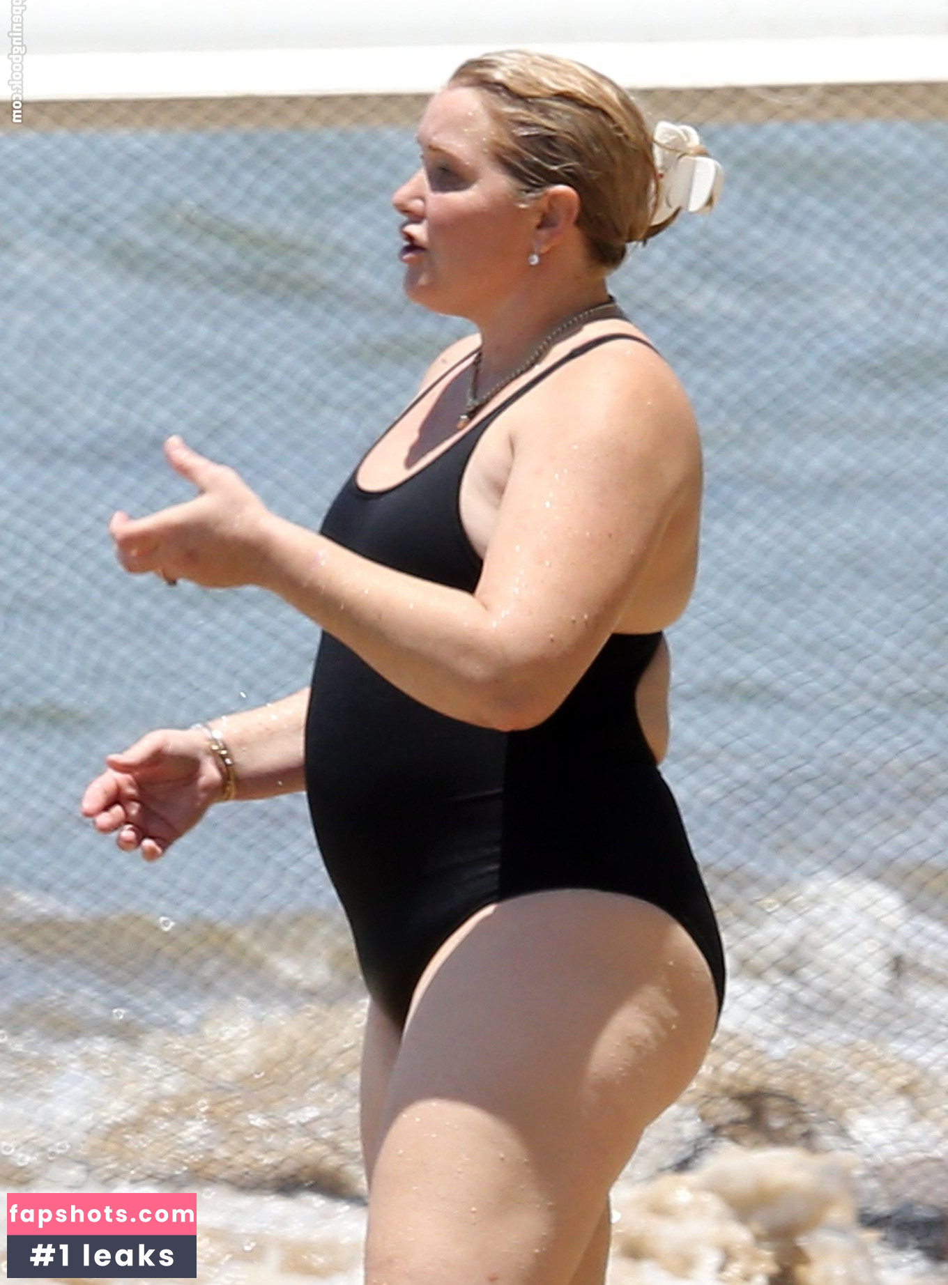 Virginia Giuffre Filtración Desnuda OnlyFans Foto #14 - Fapshots