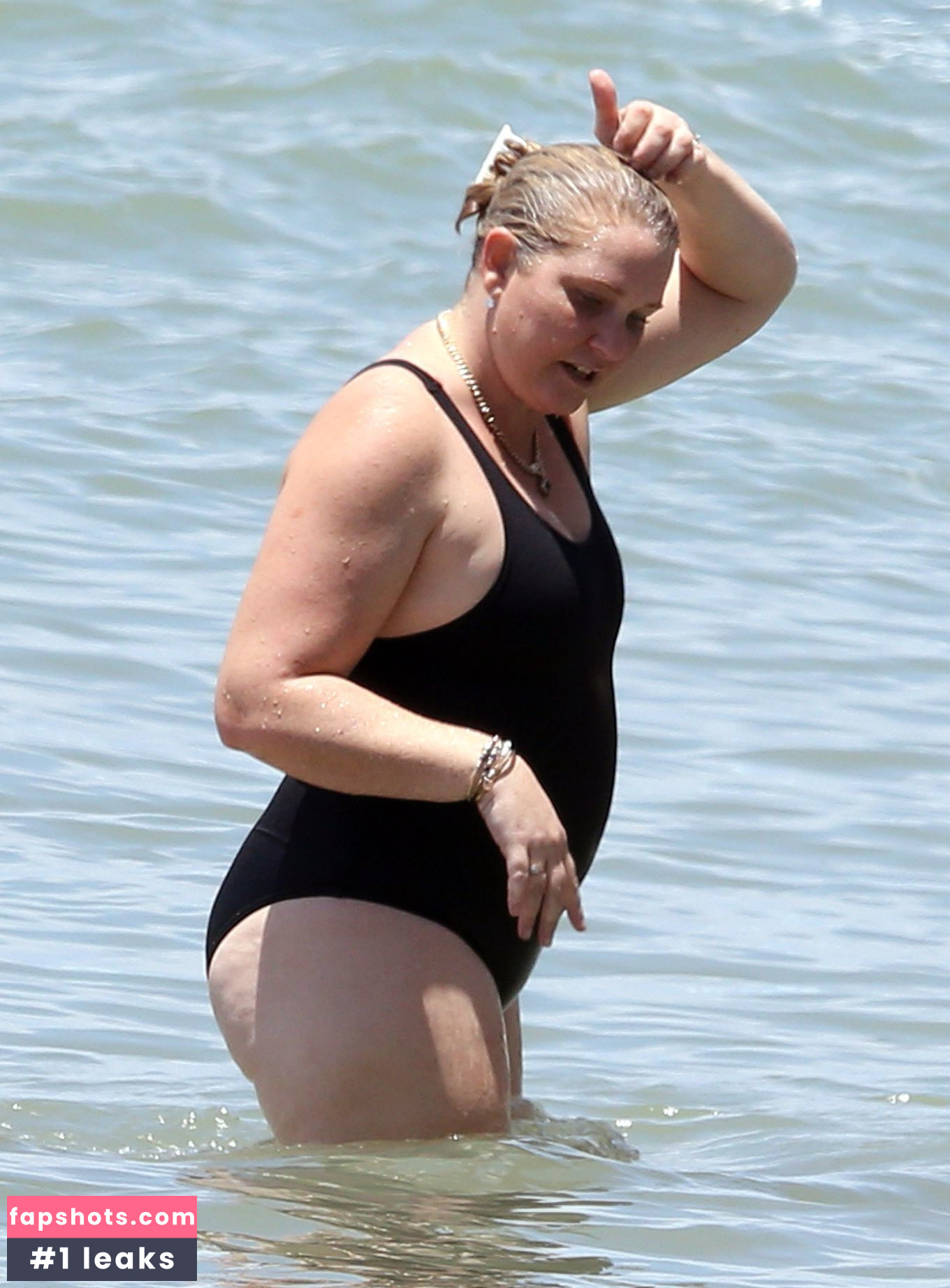 Virginia Giuffre Filtración Desnuda OnlyFans Foto #19 - Fapshots