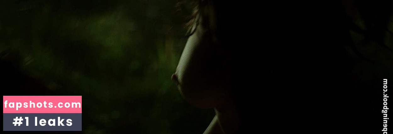 Virginia Madsen gallery photo #36