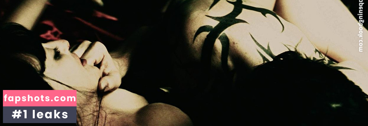 Virginia Madsen gallery photo #42