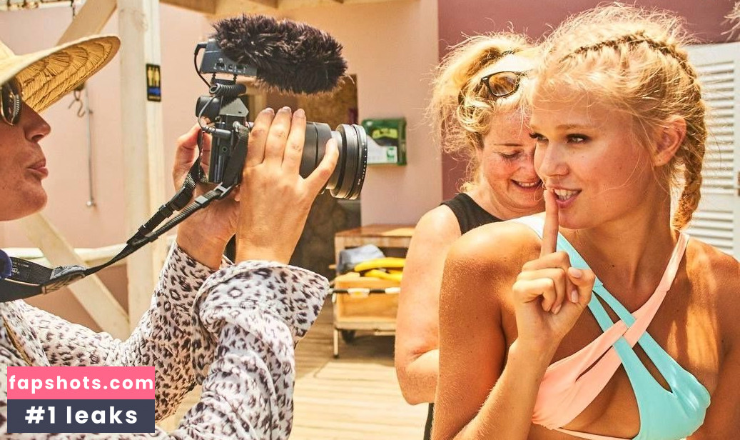 Vita Sidorkina nude babe gallery