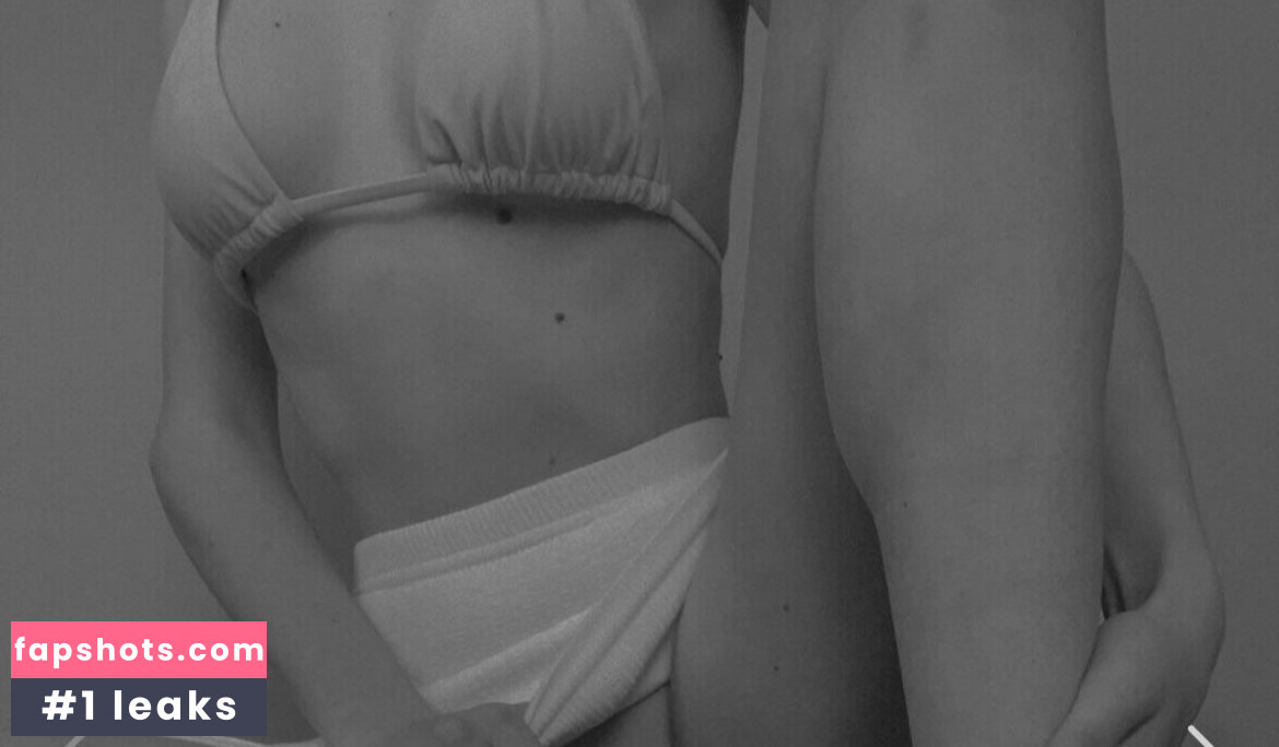 Vitalina22 gallery photo #2