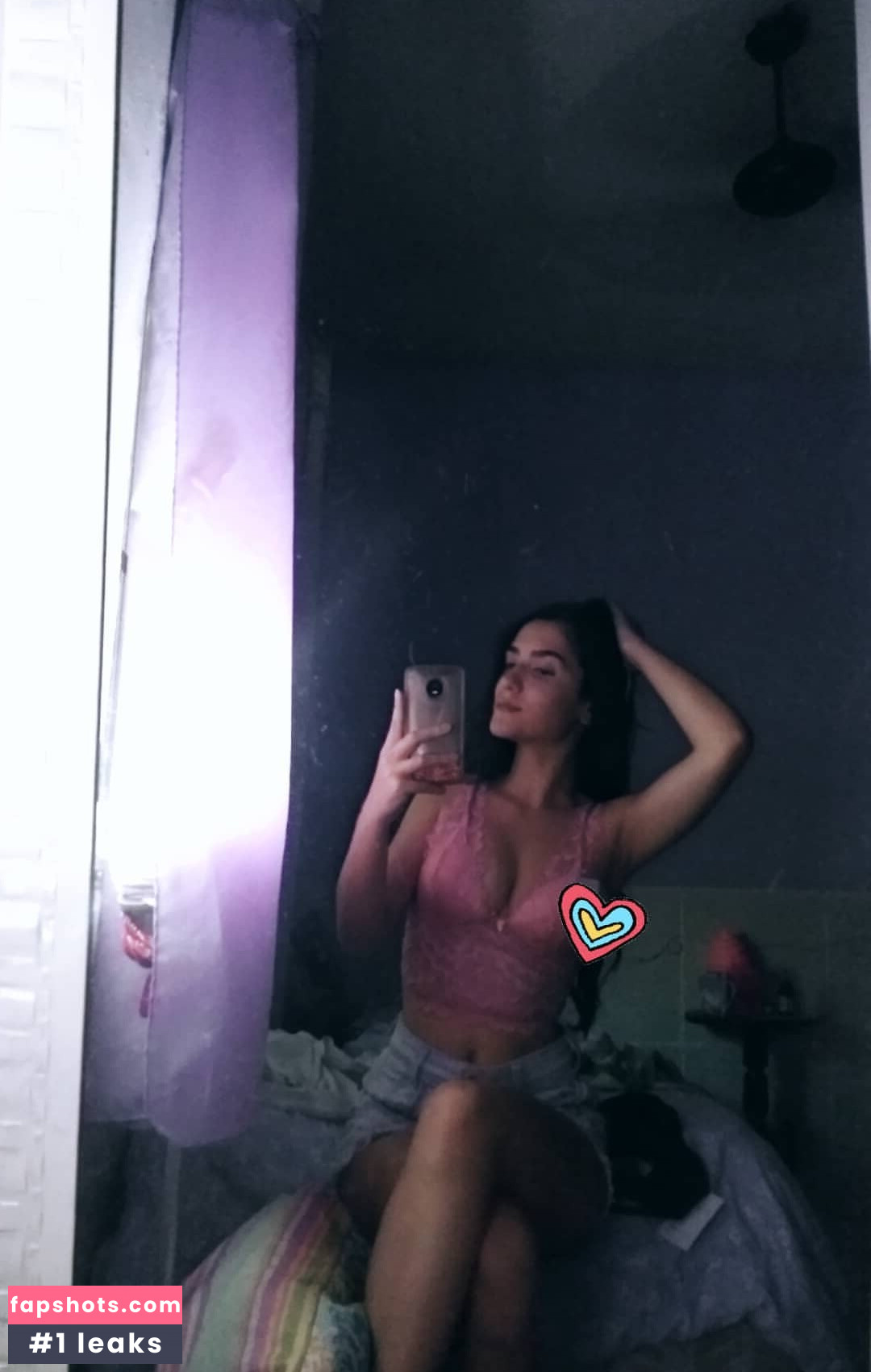 Vitoria Asmr gallery photo #13