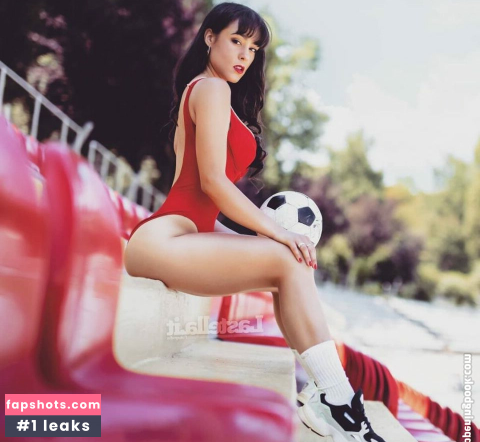 Vittoria Castagnotto gallery photo #9