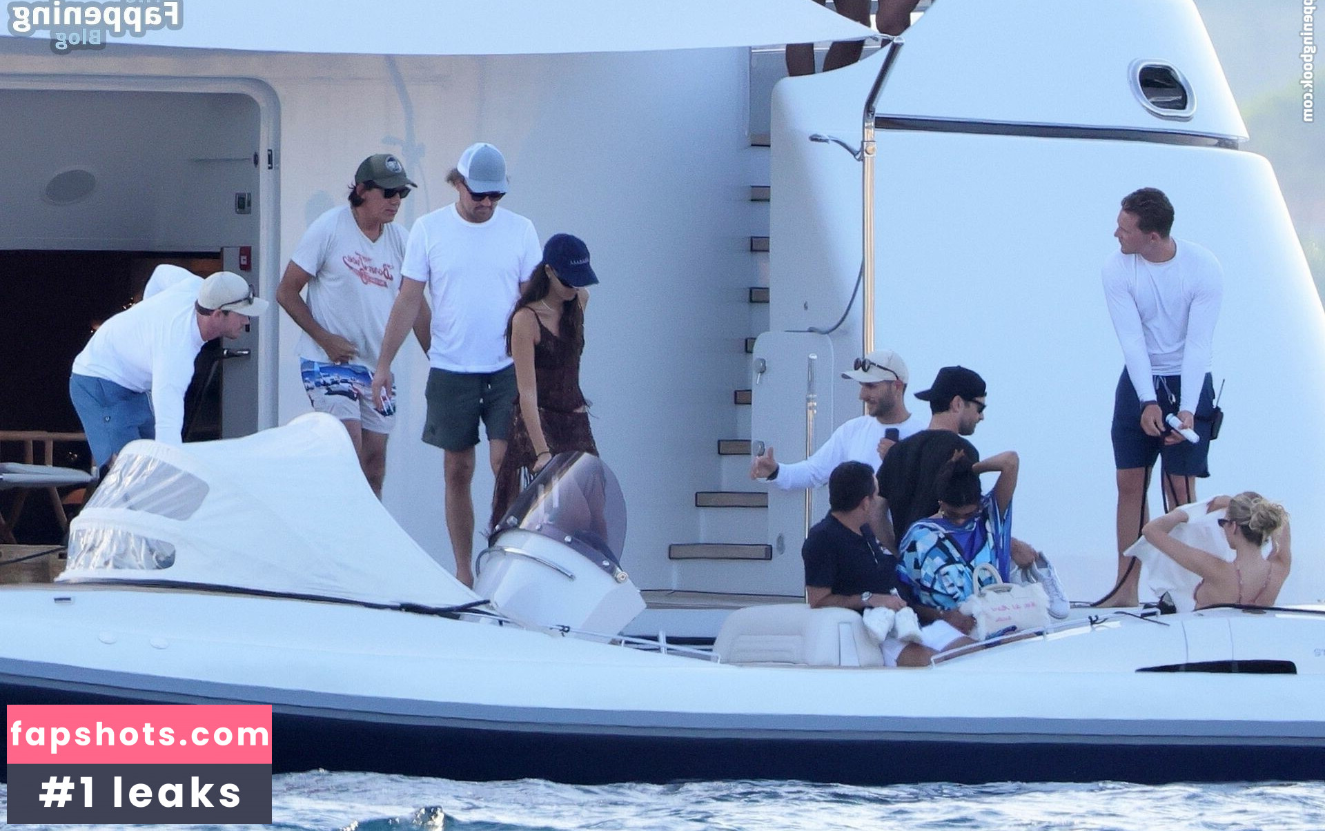 Vittoria Ceretti Nude Leaks OnlyFans Photos #112 - LeakJerk