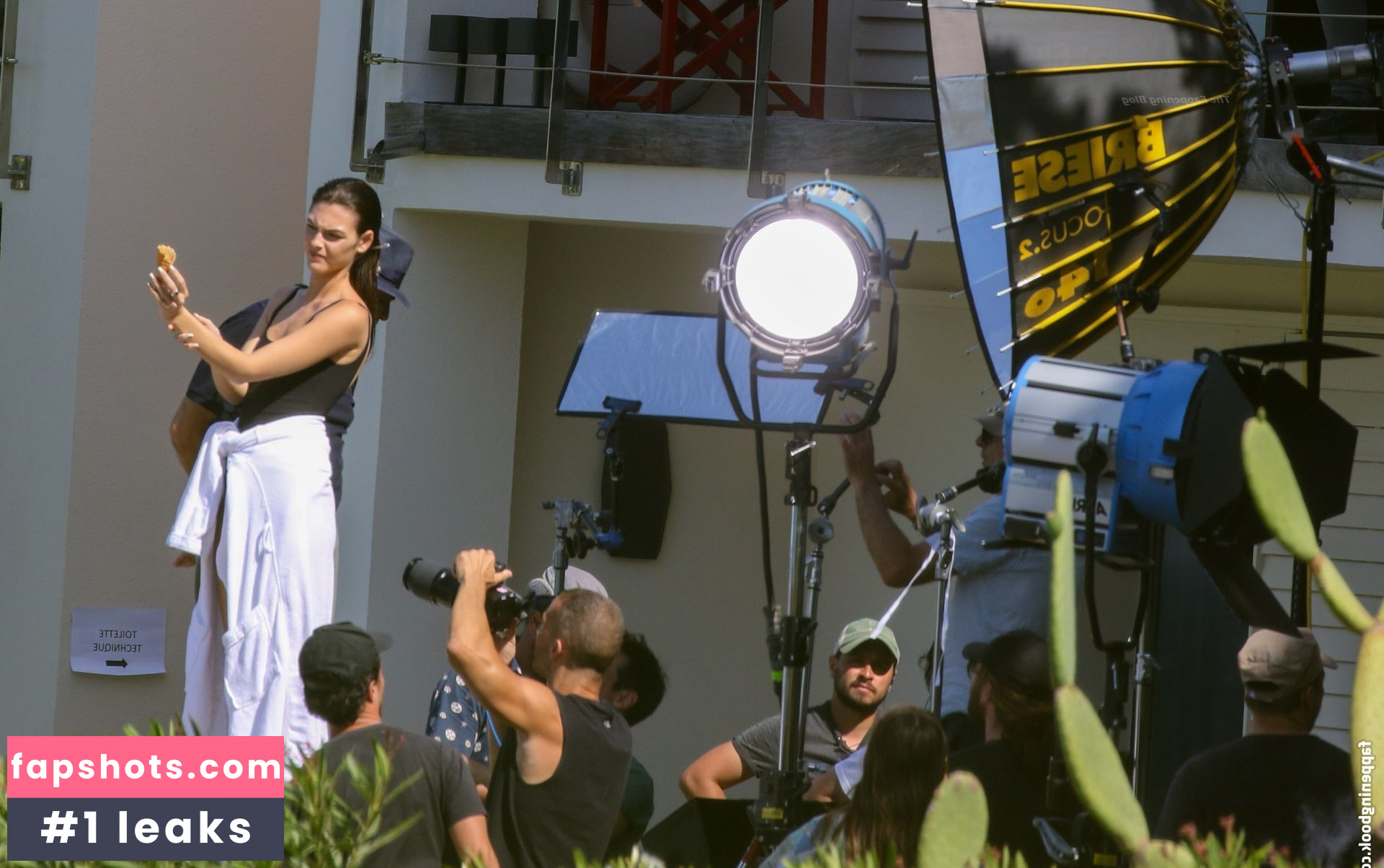 Vittoria Ceretti Nude Leaks OnlyFans Photos #198 - LeakJerk