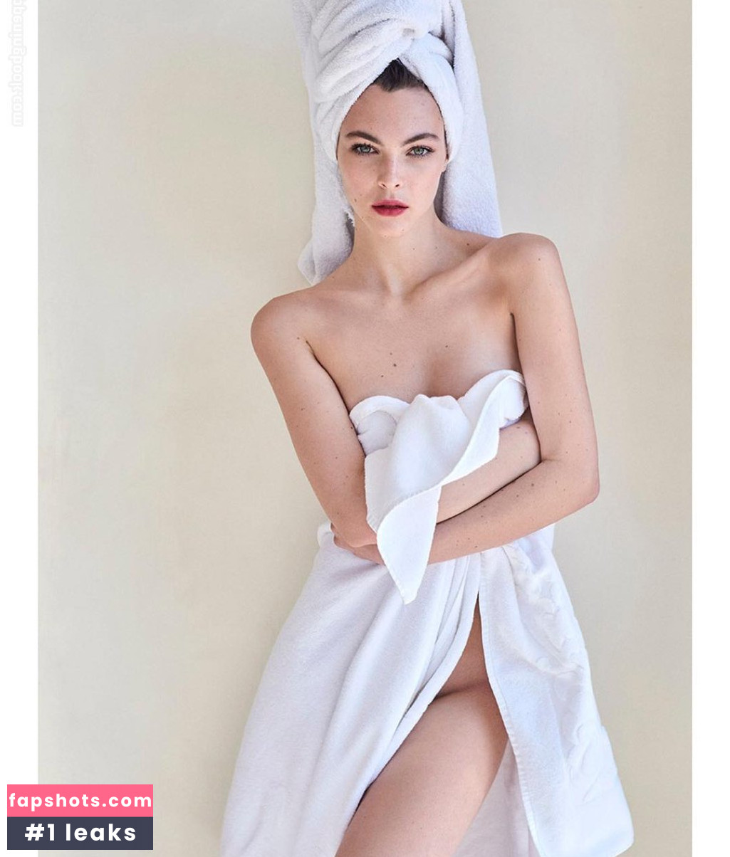 Vittoria Ceretti Nude Leaks OnlyFans Photos #227 - LeakJerk