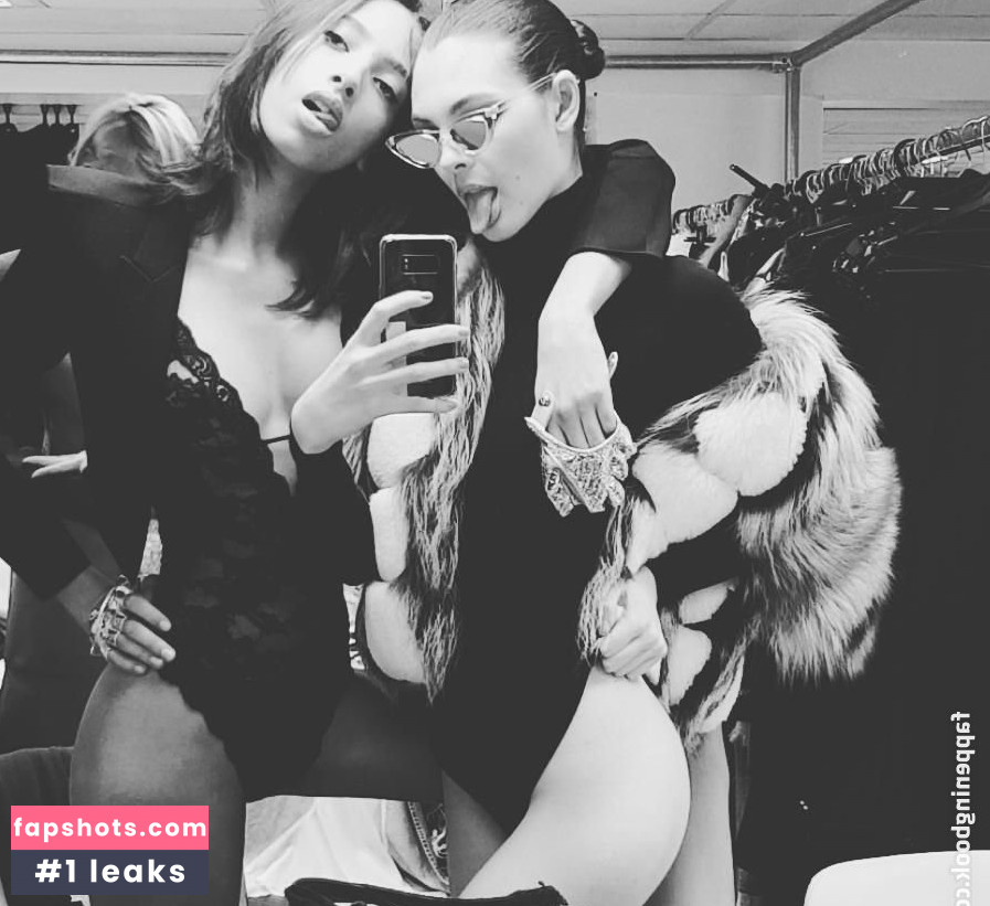 Vittoria Ceretti Nude Leaks OnlyFans Photos #231 - LeakJerk