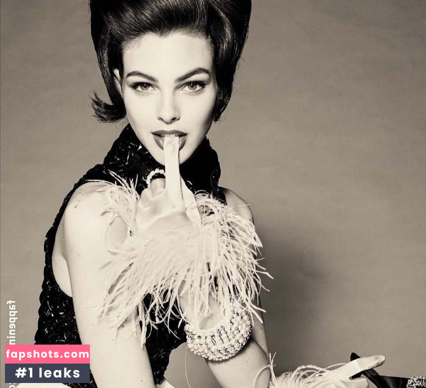Vittoria Ceretti Nude Leaks OnlyFans Photos #232 - LeakJerk