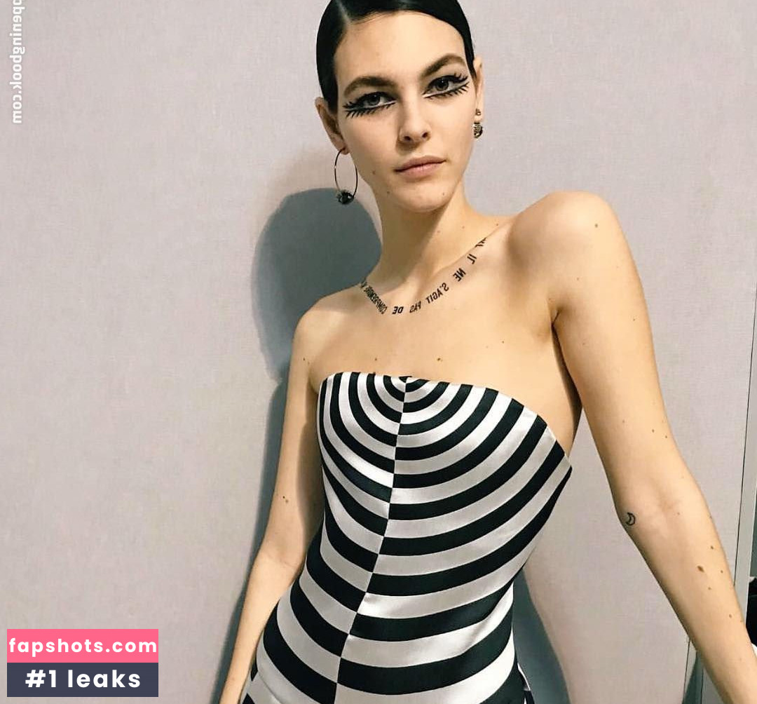 Vittoria Ceretti Nude Leaks OnlyFans Photos #234 - LeakJerk