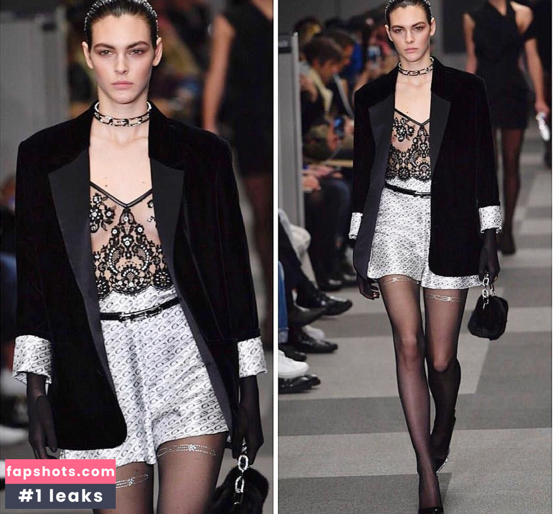 Vittoria Ceretti Nude Leaks OnlyFans Photos #242 - LeakJerk