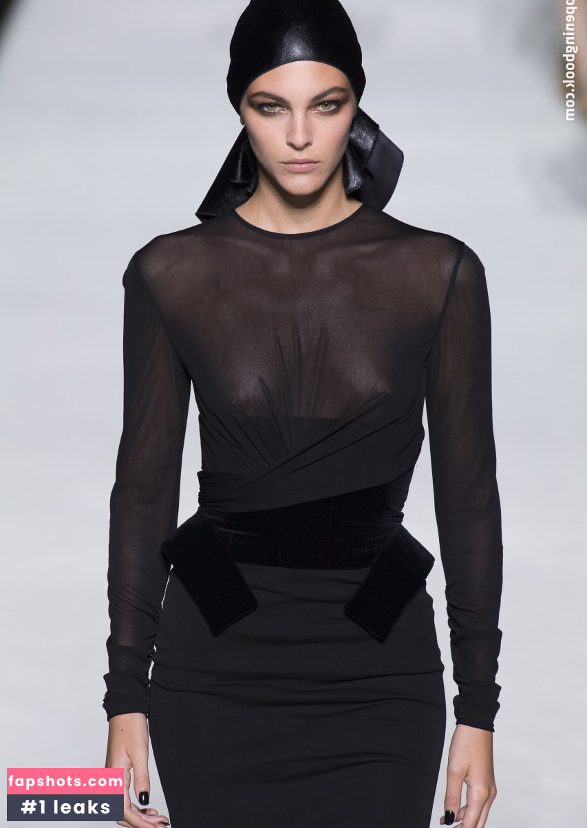 Vittoria Ceretti Nude Leaks OnlyFans Photos #252 - LeakJerk