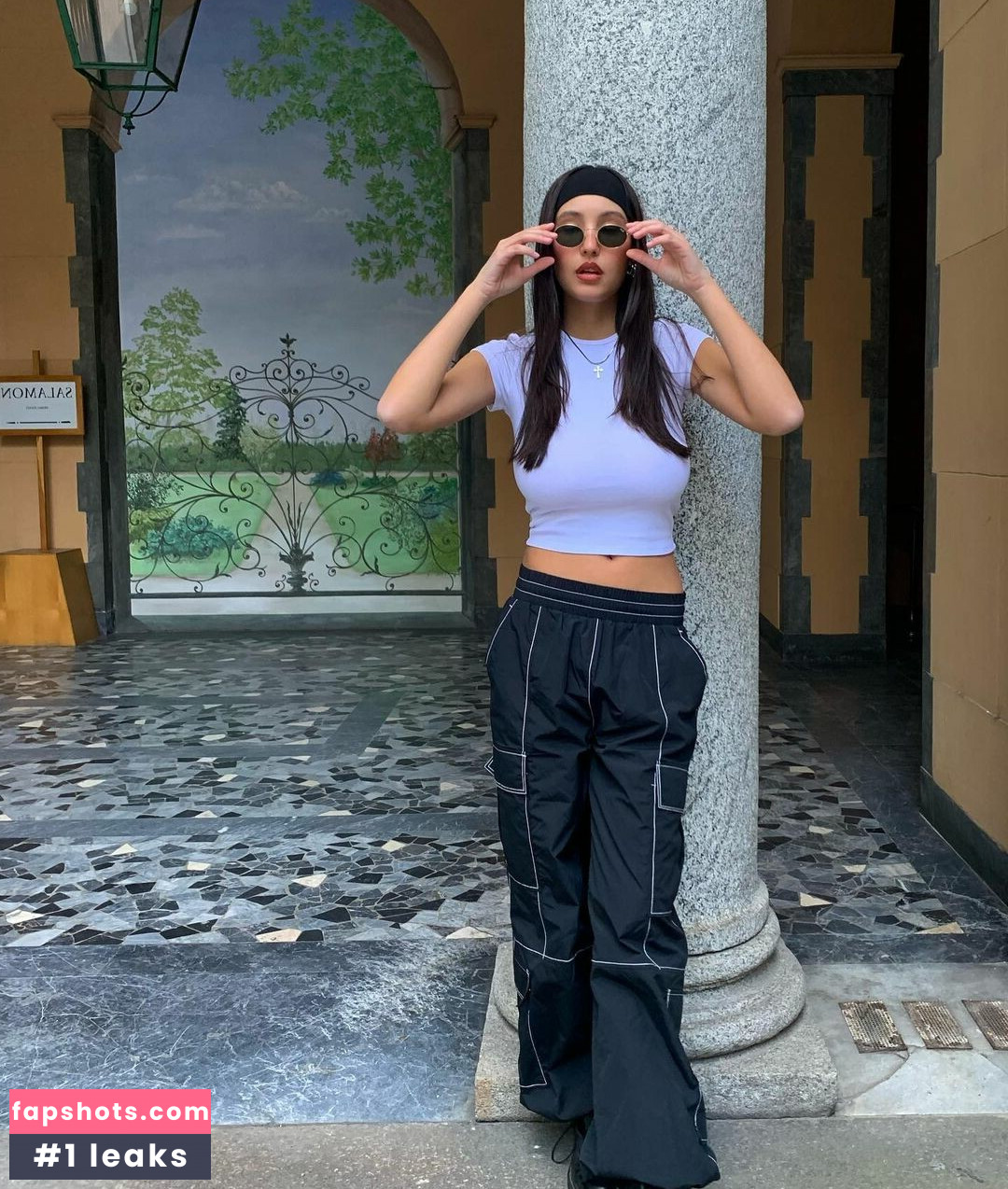 Vittoria gallery photo #6