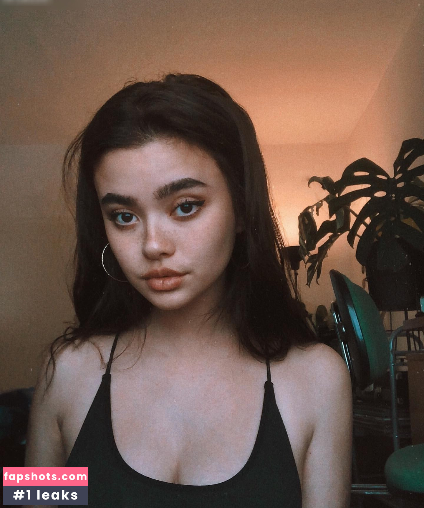 Viv.may gallery photo #15