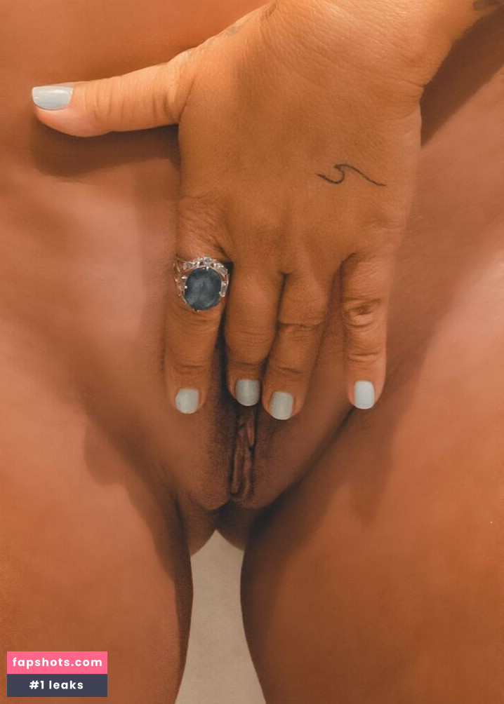 Vivi Fernandez gallery photo #1184