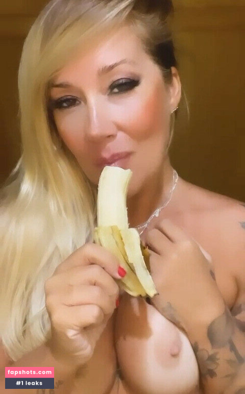 Vivi Fernandez gallery photo #1511