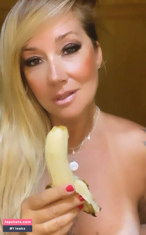 Vivi Fernandez gallery photo #1512