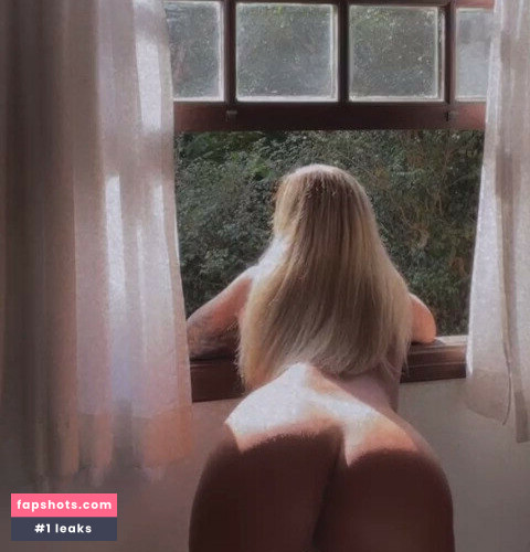 Vivi Fernandez gallery photo #1817