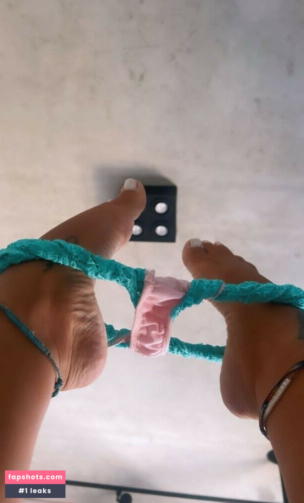 Vivi Fernandez gallery photo #2100