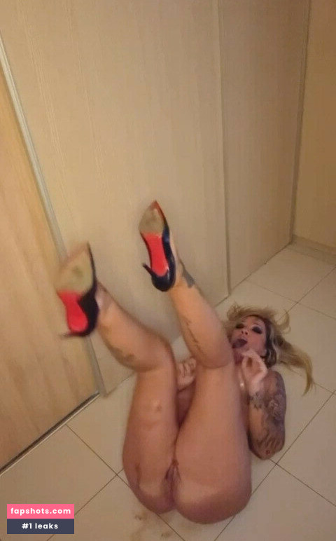 Vivi Fernandez gallery photo #568