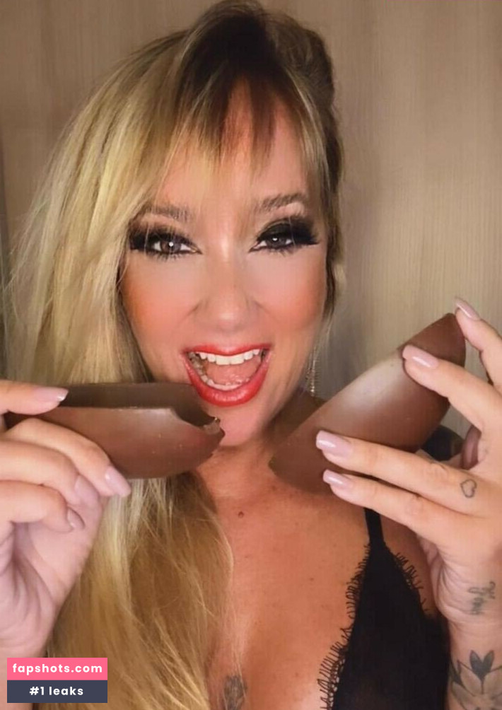 Vivi Fernandez gallery photo #575