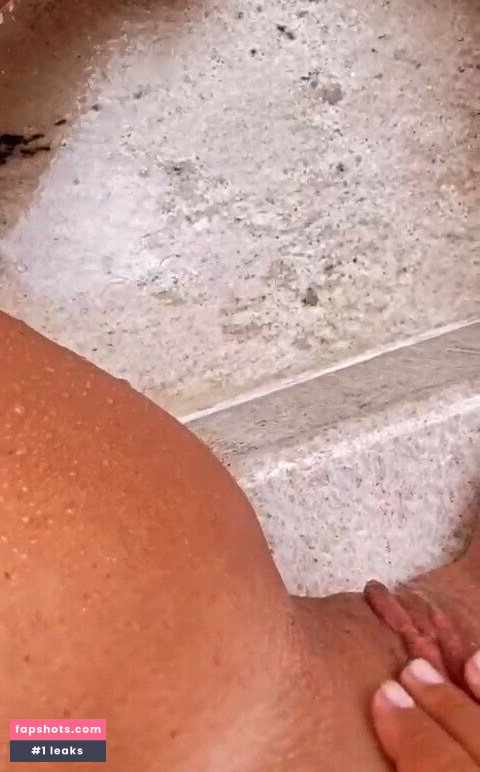 Vivi Fernandez gallery photo #820