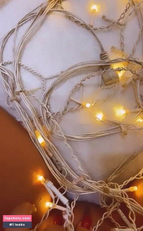 Vivi Fernandez gallery photo #911