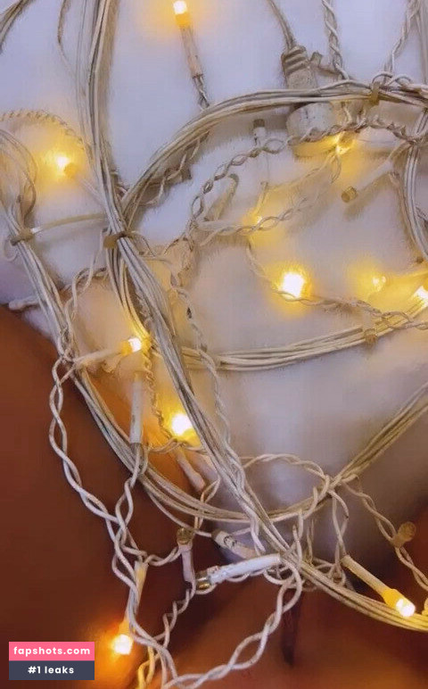 Vivi Fernandez gallery photo #913