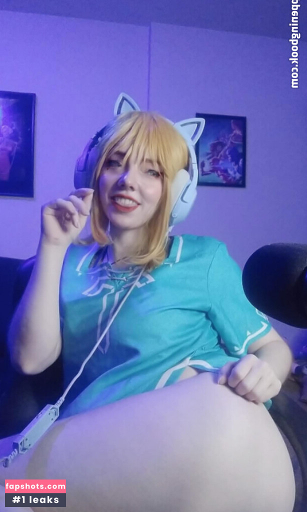 Vivi Grisa gallery photo #3