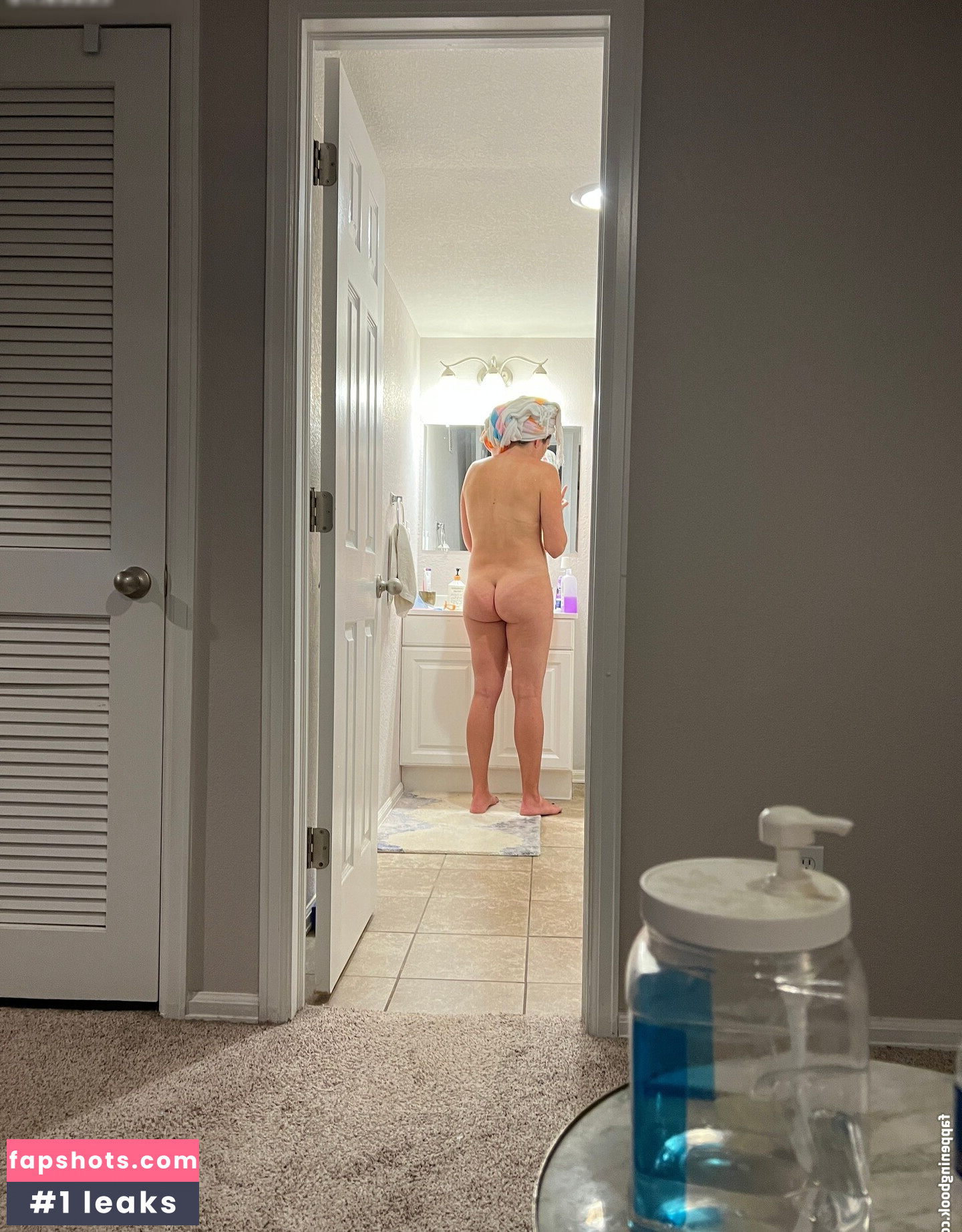 Vivi_lane gallery photo #37